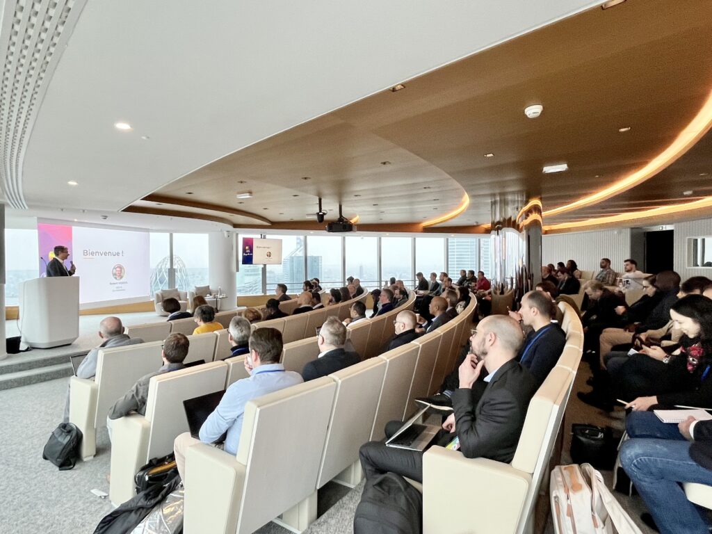 Auditorio GMAI Diálogo - izquierda